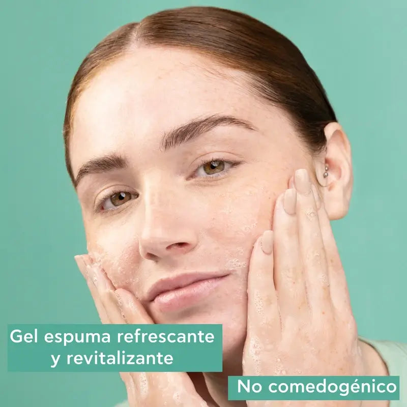 Apivita Καθαριστικό Τζελ Just Bee Clear, 200 ml