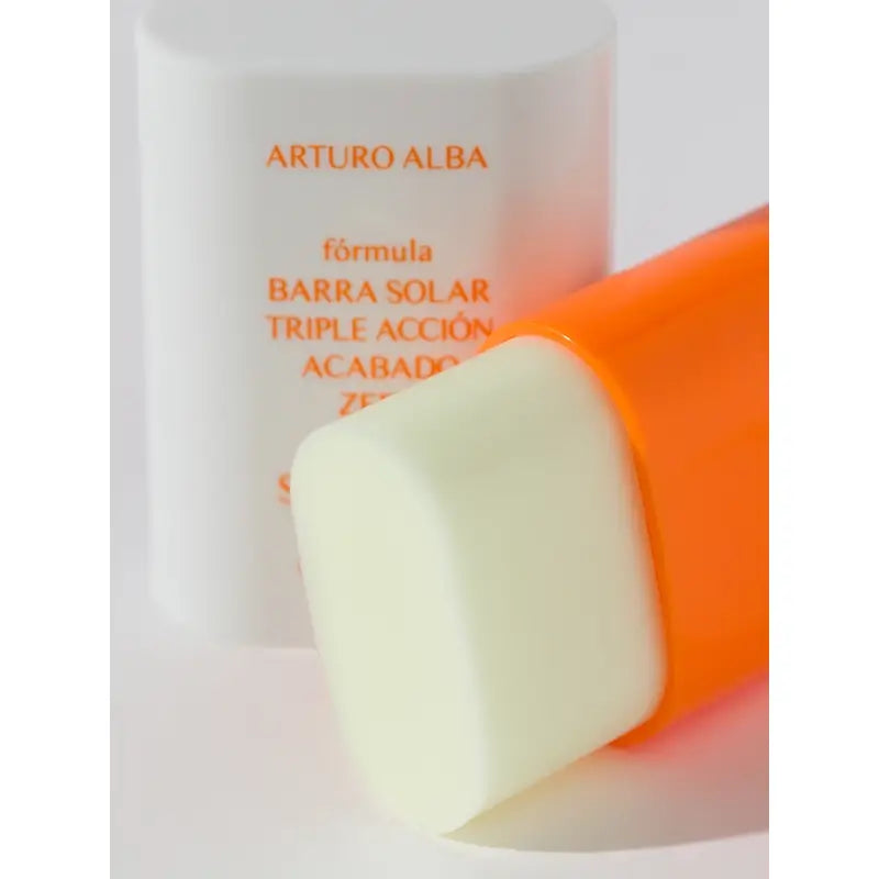 Arturo Alba Formula Barra Solar Triple Acción, Zero 50+ SPF 14, 4 g