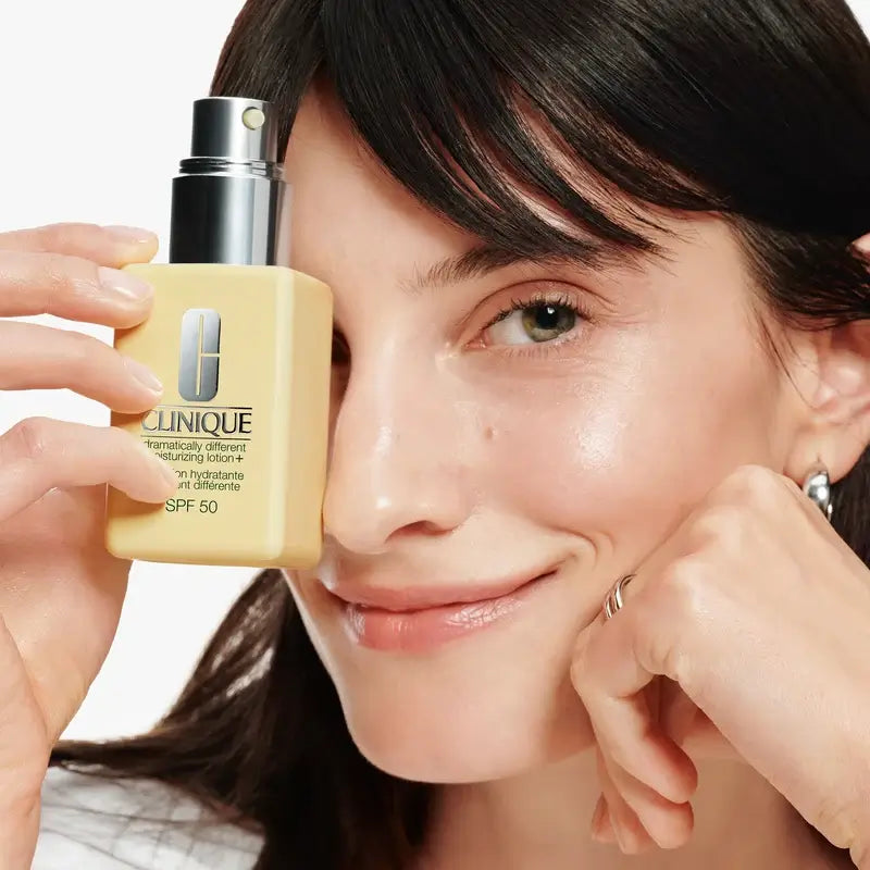 Clinique Dramatically Different Ενυδατική Λοσιόν Moisturizing Lotion SPF 50, 50 ml