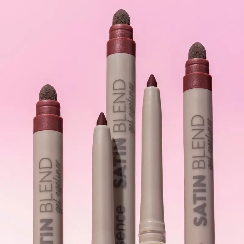 Essence Eyeliner σε μορφή τζελ Satin Blend 05, 0,22 γρ.