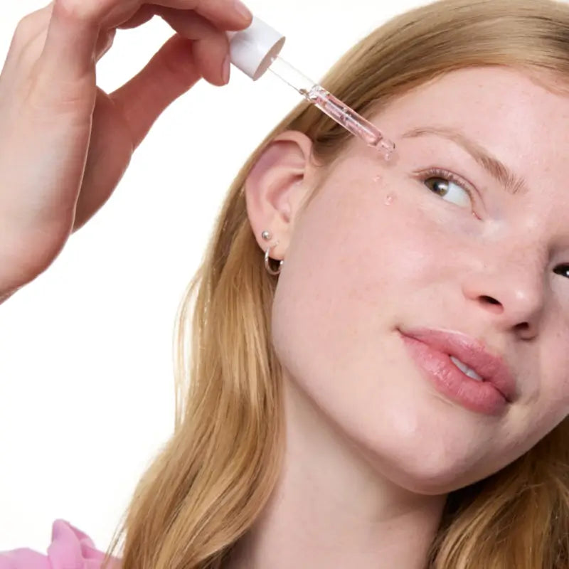 Essence Prebase σε μορφή ορού για σύσφιξη των πόρων, 30 ml