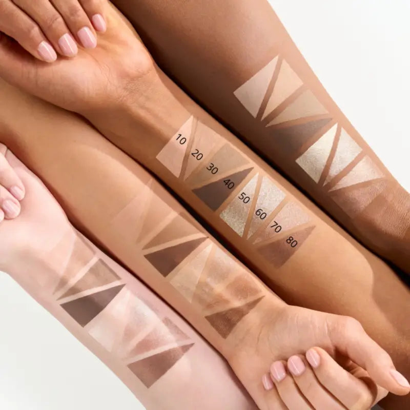 Essence Σκιά ματιών σε στικ Blur Nude 05, 1,2 g