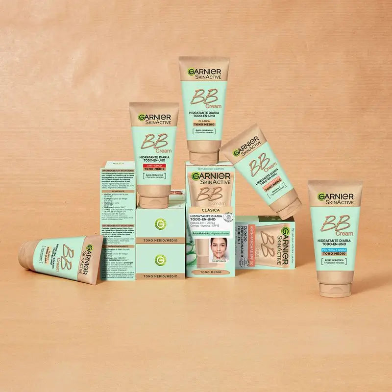 Garnier Skinactive BB Cream με ματ αποτέλεσμα για μικτές έως λιπαρές επιδερμίδες, μεσαία απόχρωση. Ενυδατικό προϊόν «όλα σε ένα» με χρώμα, SPF 25, 50 ml