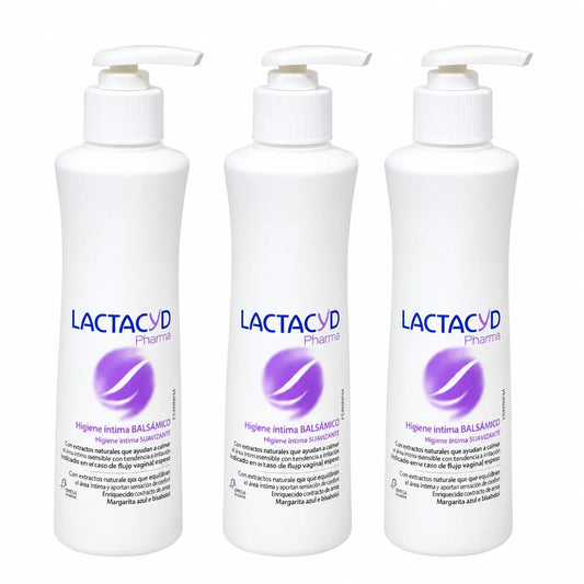 Lactacyd Pharma  Τριπλή Προϊόντα Εσωτερικής Υγιεινής με βάλσαμο 3 x 250 ml