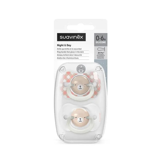 Suavinex Νυχτερινές πιπίλες Night & Day με θηλή Sx Pro 0-6 μηνών, ροζ, 2 τεμάχια