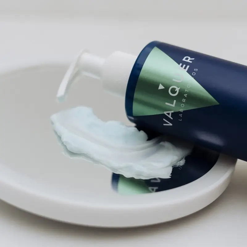 Valquer Hair Care Μάσκα μαλλιών Glacial για πλήρη αποκατάσταση, 275 ml